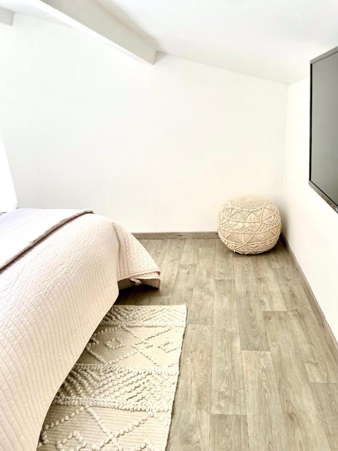 Magnifique T2 Duplex Secteur Gare/Theatre Apartment Sete Exterior photo